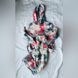 Girls Tie Dye sweatsuit
